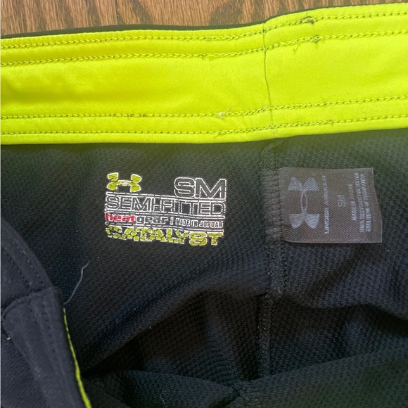 Medium under armour pants - Picture 3 of 4